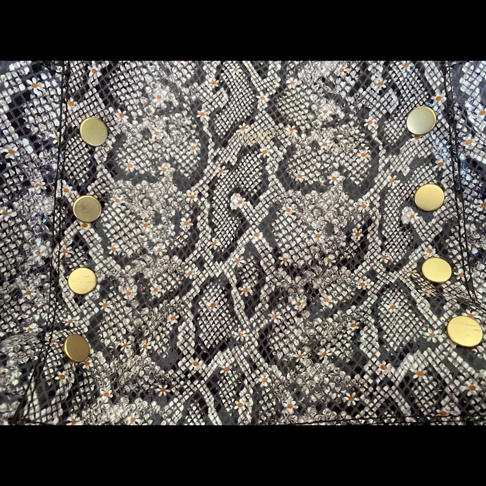 Hammitt Bryant Medium Leather Crossbody Bag in Daisy Snake w/ Acrylic Strap EUC - Picture 5 of 5